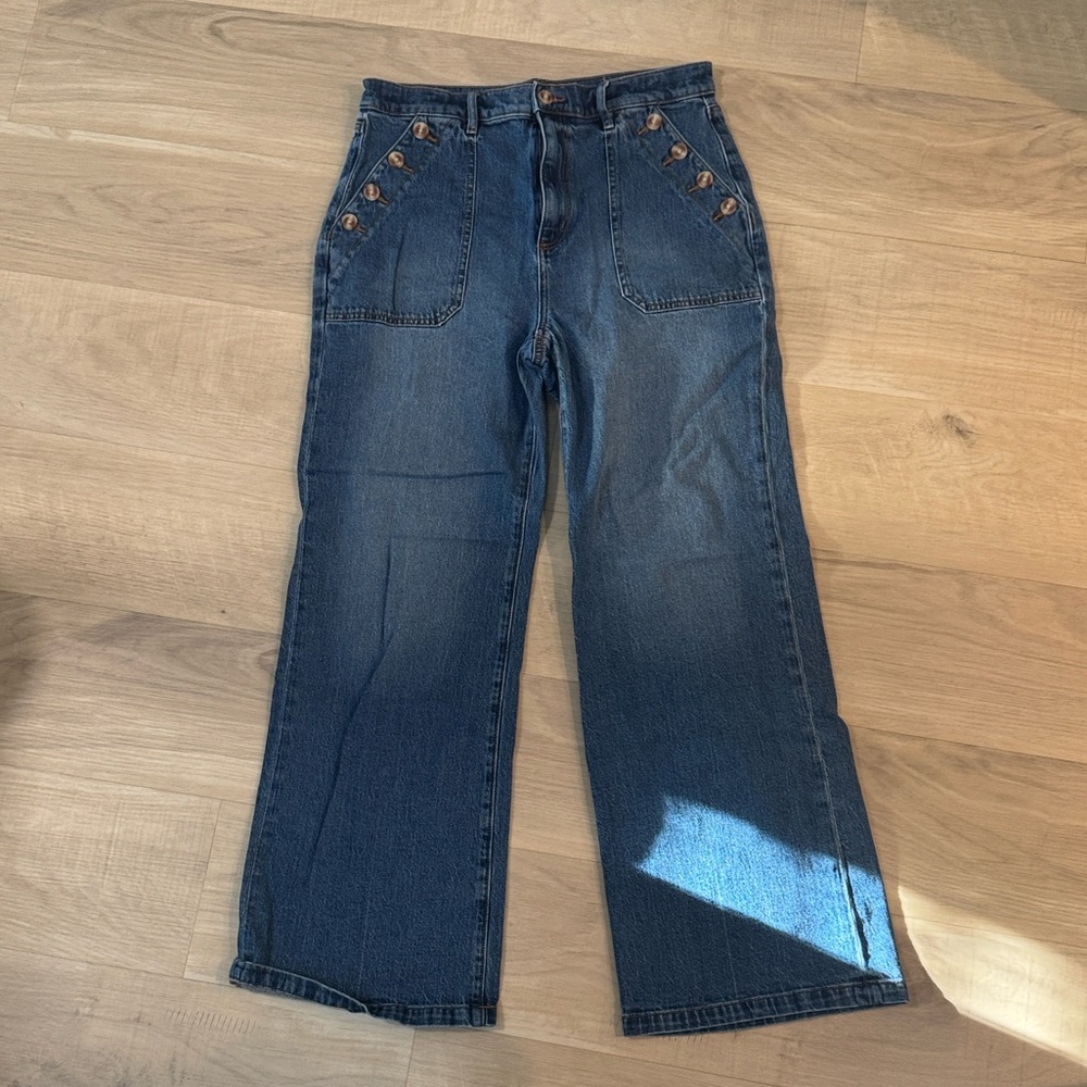 Loft “The Wide Leg” Women’s jeans with button pockets